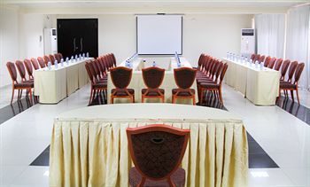 Royal Nick Hotel Тема Екстериор снимка