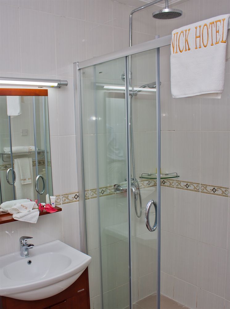 Royal Nick Hotel Тема Екстериор снимка